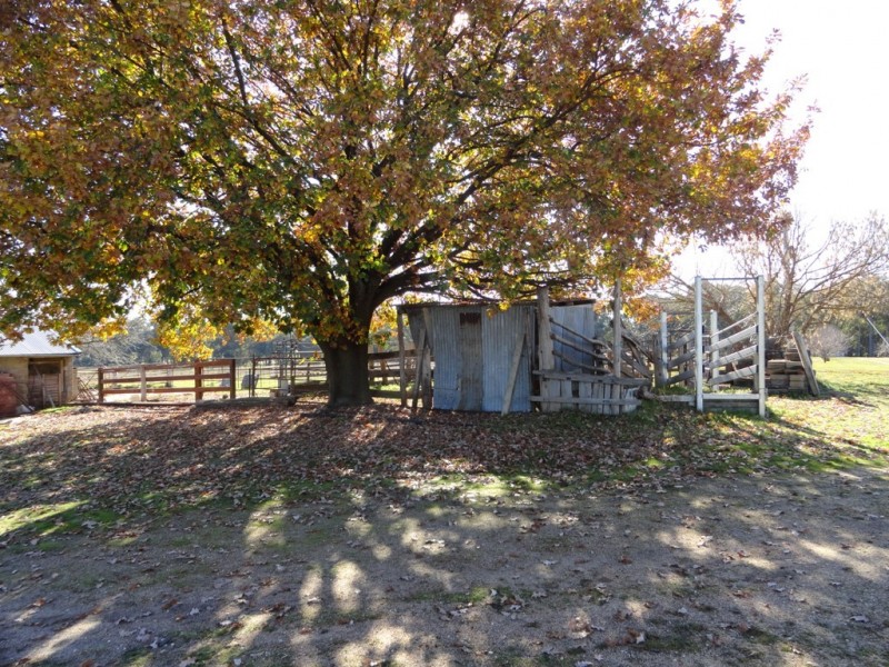 470 Deep Creek Road, Chiltern VIC 3683