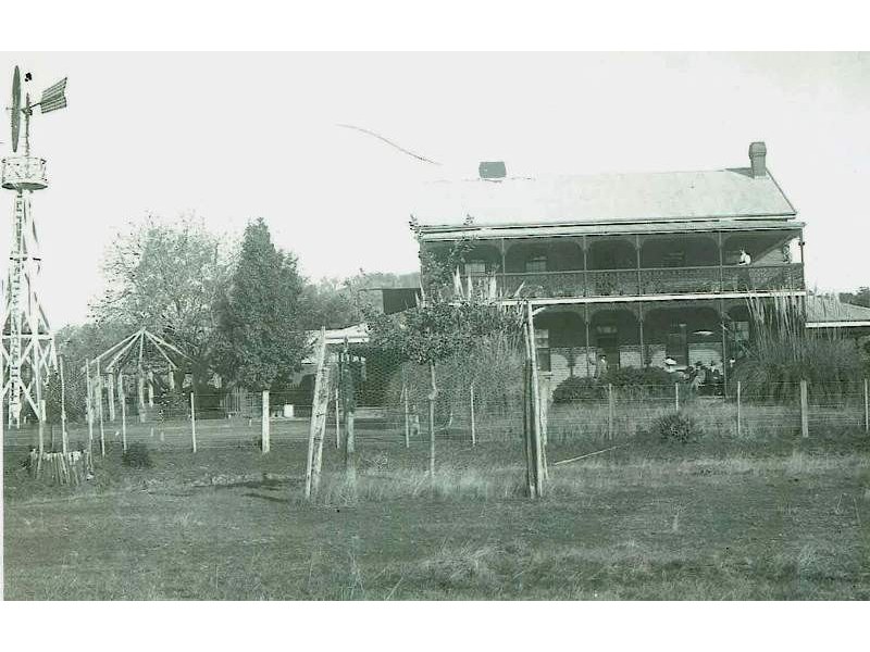 2527 The Snow Road, Markwood VIC 3678