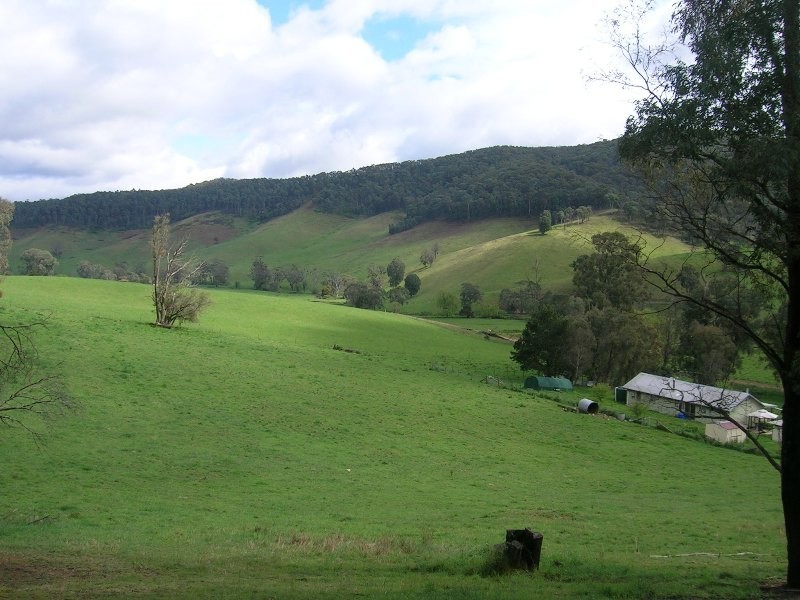 3512 Tallangatta Creek Road, Tallangatta Valley VIC 3701