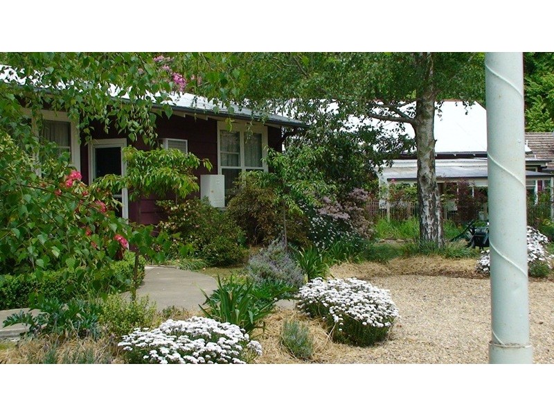 6 Wood Street, Bright VIC 3741