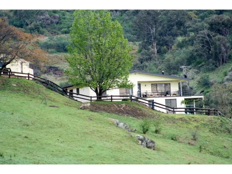 The Cedars 422 Simpson Road, Kergunyah VIC 3691