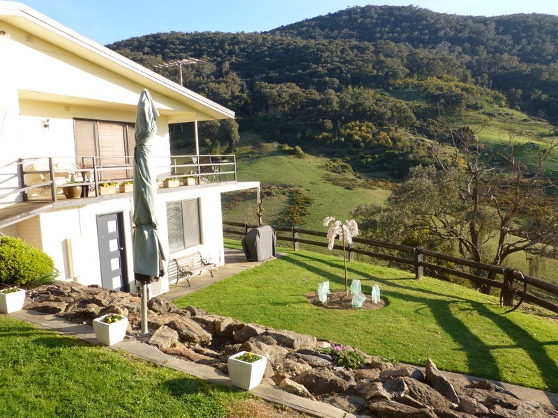 The Cedars 422 Simpson Road, Kergunyah VIC 3691