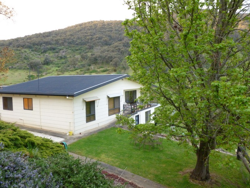 The Cedars 422 Simpson Road, Kergunyah VIC 3691