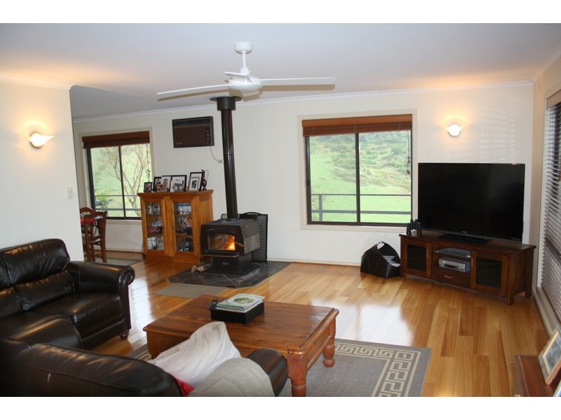 The Cedars 422 Simpson Road, Kergunyah VIC 3691