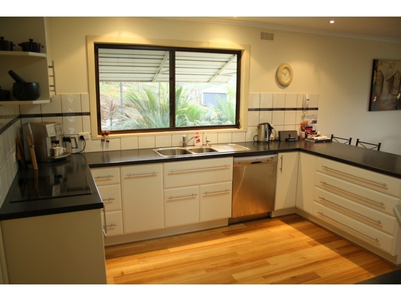 The Cedars 422 Simpson Road, Kergunyah VIC 3691