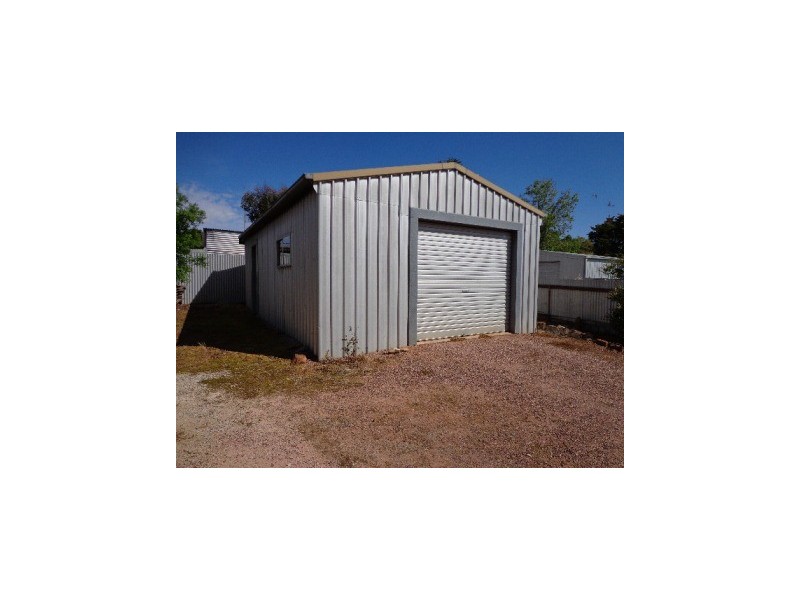 41 Dalgetty Street, Narrandera NSW 2700