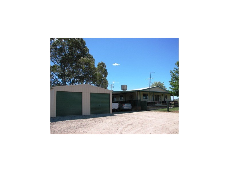 165 Red Hill Road, Narrandera NSW 2700