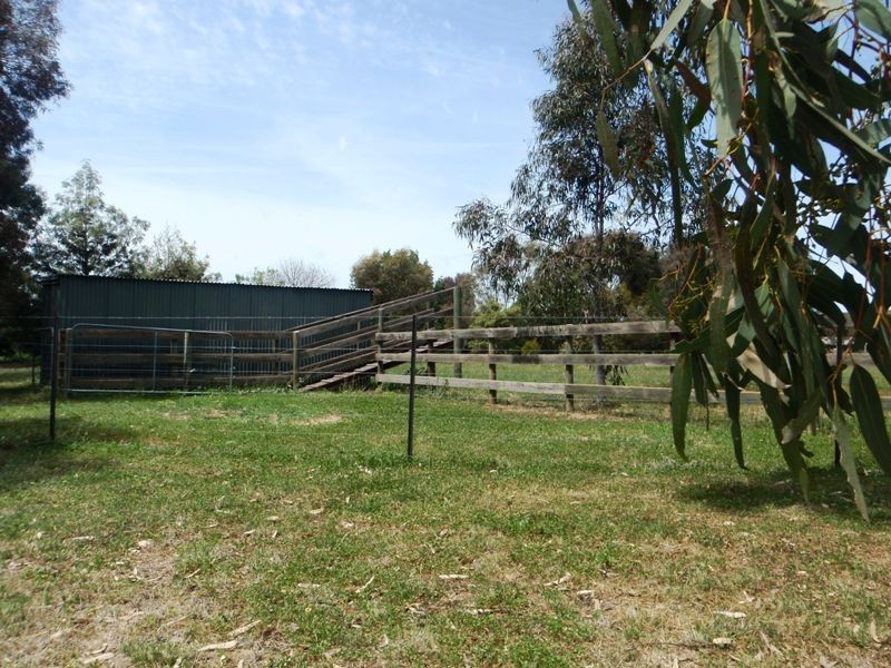 75 Honniball Drive, Tocumwal NSW 2714