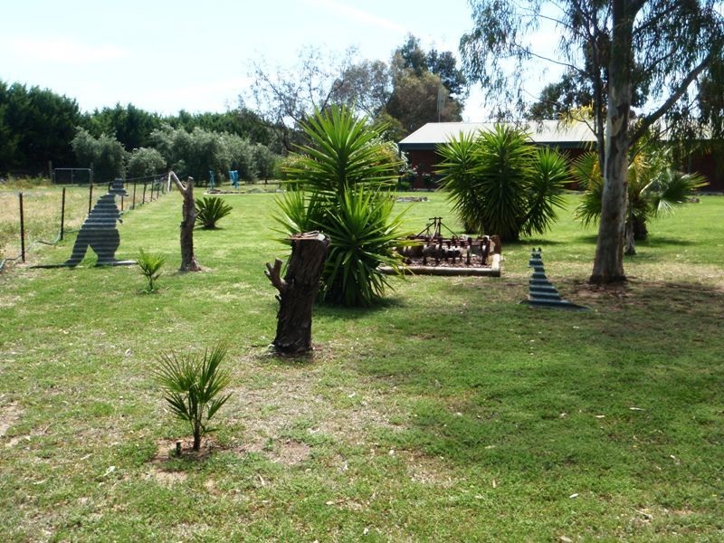 75 Honniball Drive, Tocumwal NSW 2714