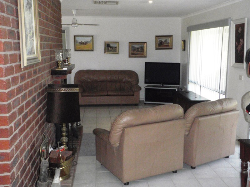 75 Honniball Drive, Tocumwal NSW 2714