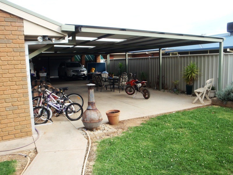 75 Finley Street, Finley NSW 2713