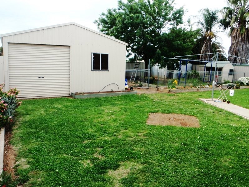 75 Finley Street, Finley NSW 2713