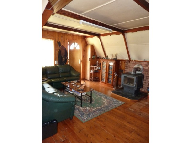 2602 Hume Highway, Gundagai NSW 2722