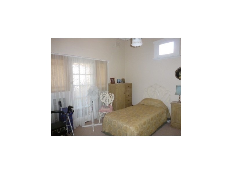 19 Market Street, Boorowa NSW 2586