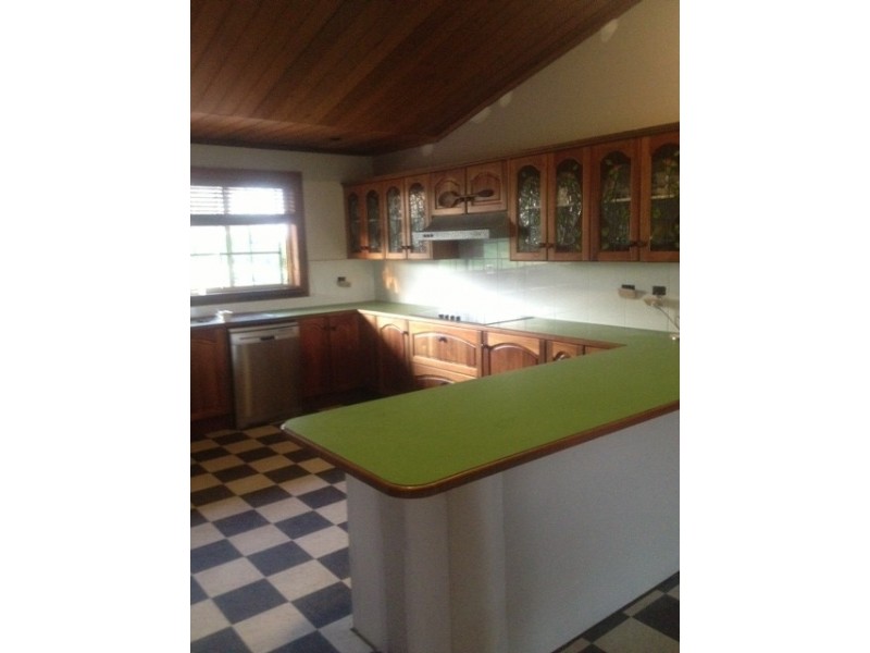 12 Gelston Park Road, Wagga Wagga NSW 2650