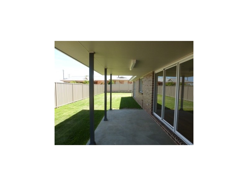 57 Jugiong Street, Boorowa NSW 2586