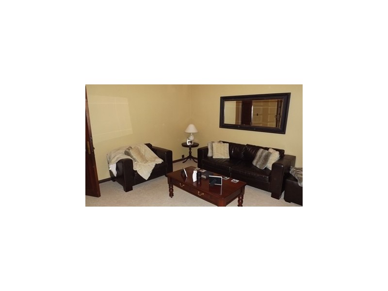 13 Twynam, Narrandera NSW 2700