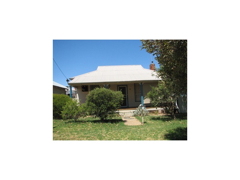 15 Arthur, Narrandera NSW 2700