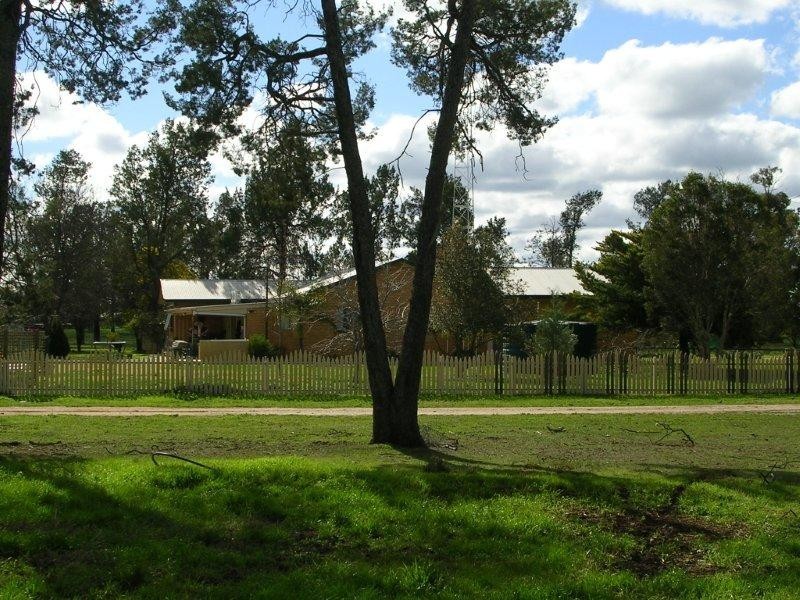 Oaklands NSW 2646
