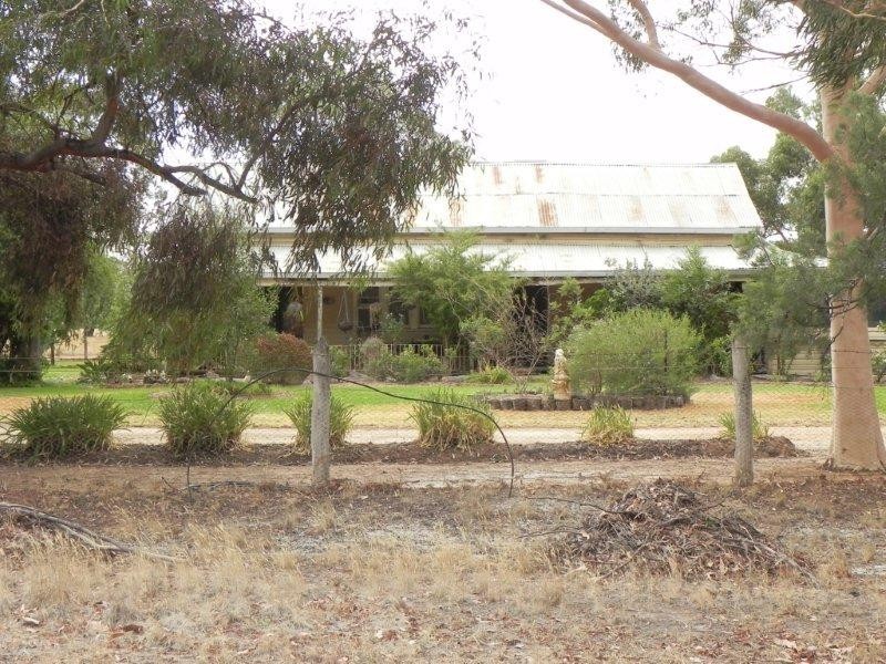 Oaklands NSW 2646