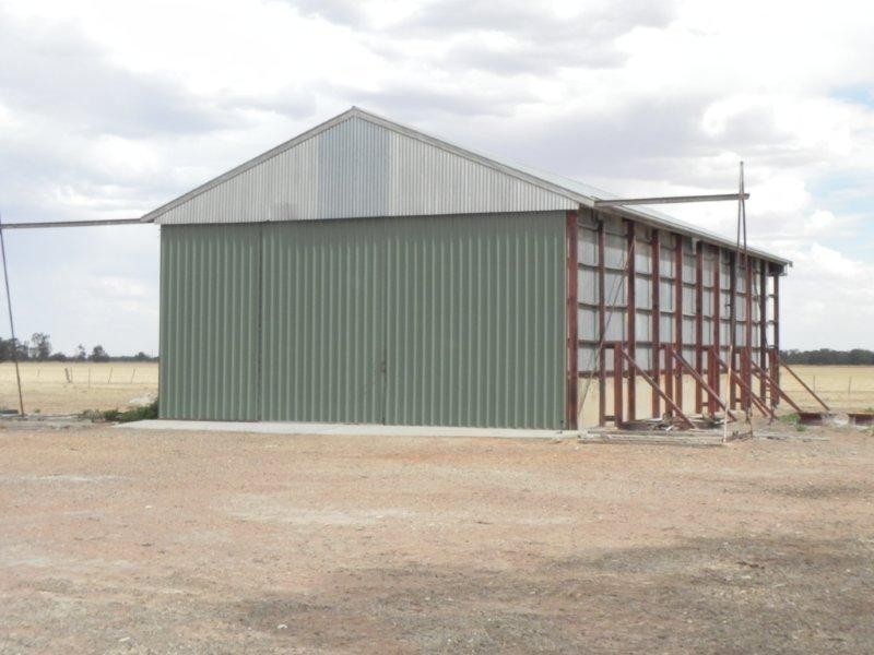 Oaklands NSW 2646
