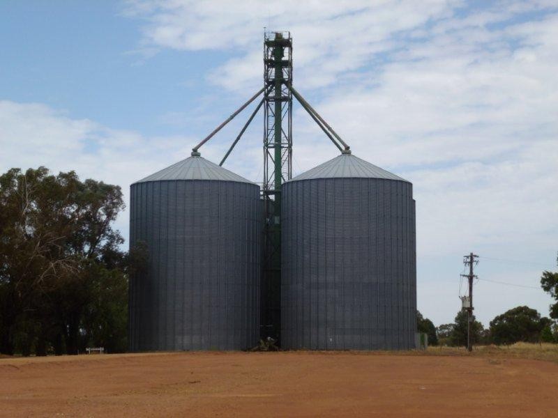 Oaklands NSW 2646