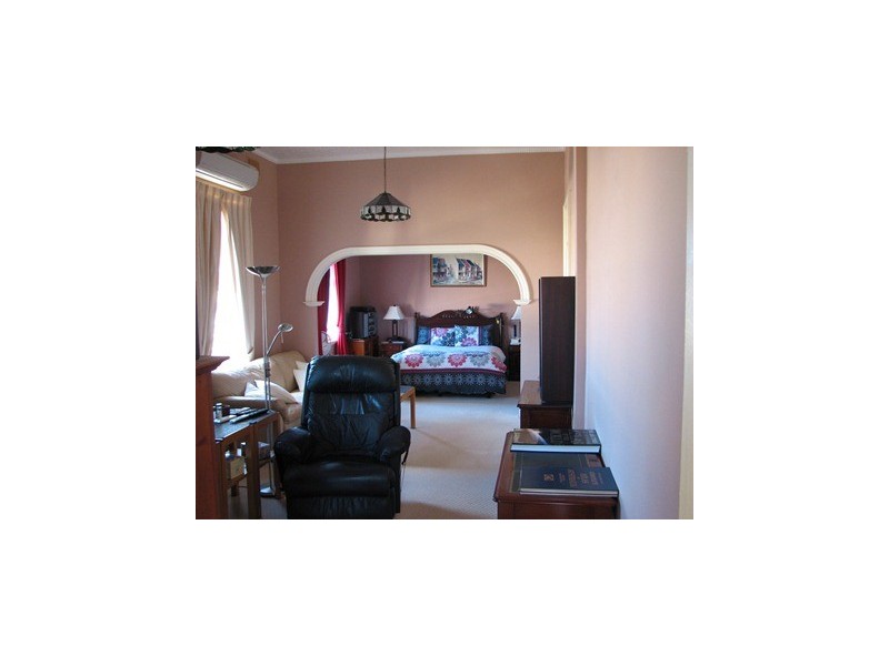 86 – 88 Whitton, Narrandera NSW 2700