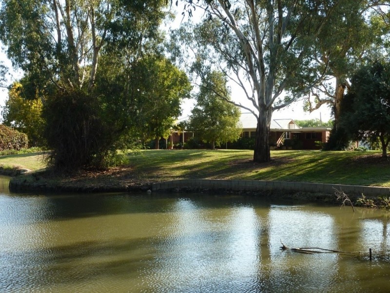 RMB 133 Old Narrandera Road, Wagga Wagga NSW 2650