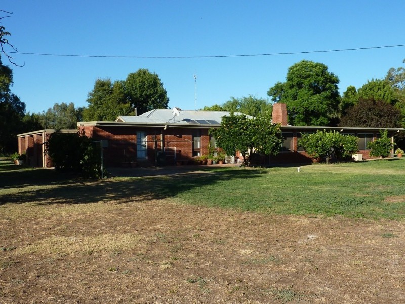 RMB 133 Old Narrandera Road, Wagga Wagga NSW 2650