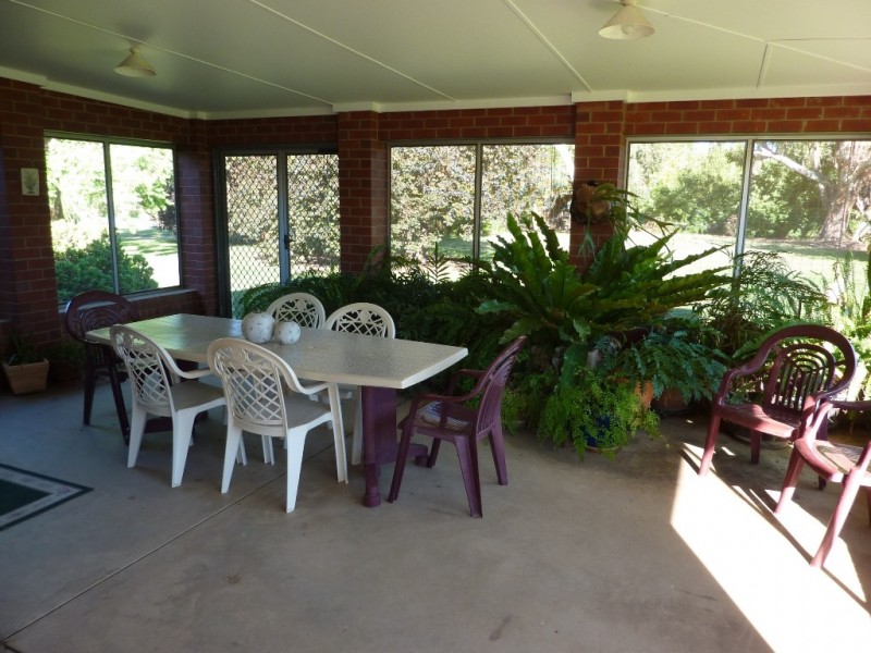 RMB 133 Old Narrandera Road, Wagga Wagga NSW 2650