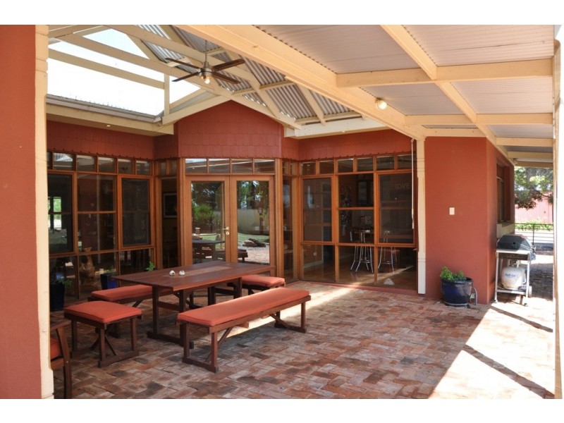 “Kismet West” 600 Riverina Highway, Corowa NSW 2646