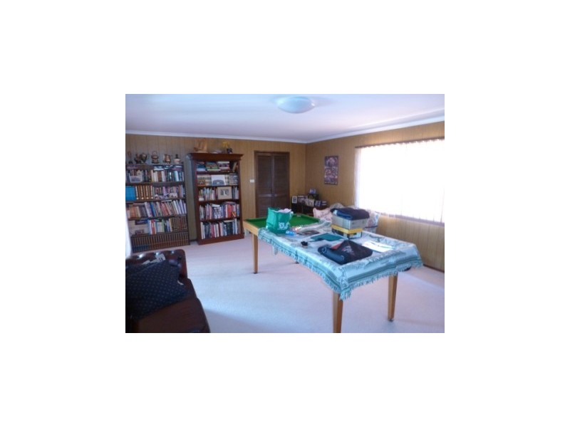 17 Market Street, Boorowa NSW 2586