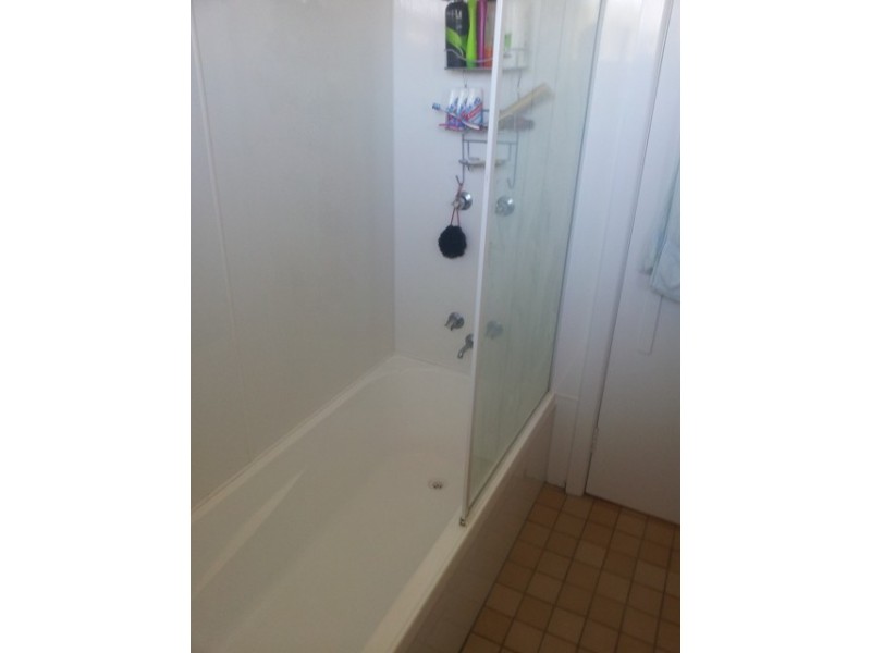 334 Macauley Street, Hay NSW 2711