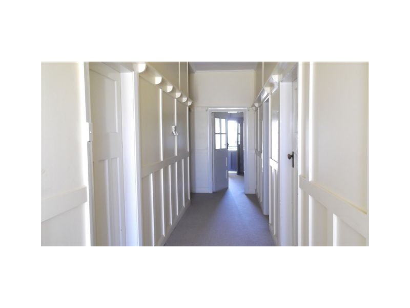 415 Church Street, Hay NSW 2711