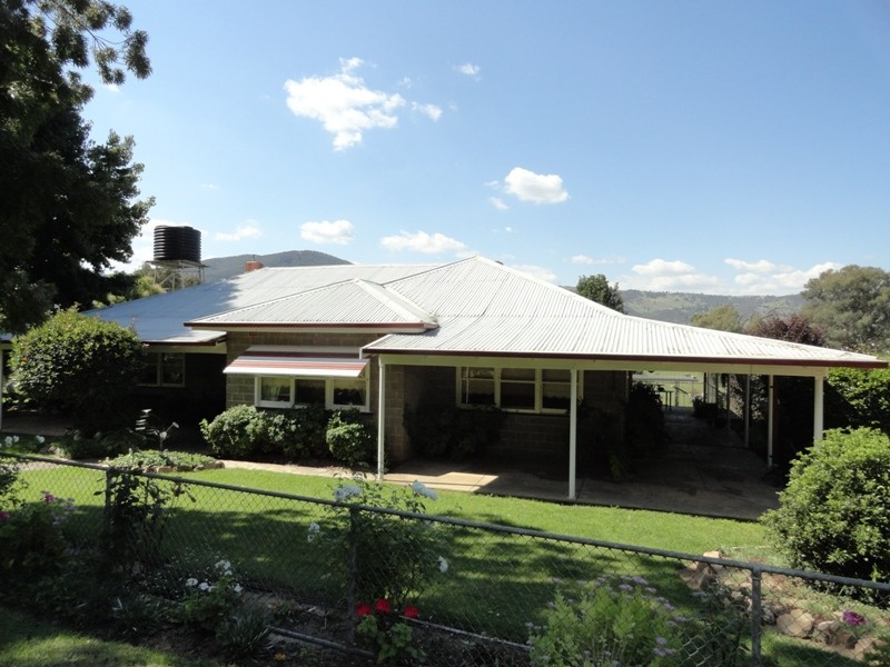 9023 Murray River Road, Walwa VIC 3709