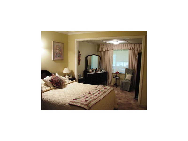 73 Elizabeth, Narrandera NSW 2700