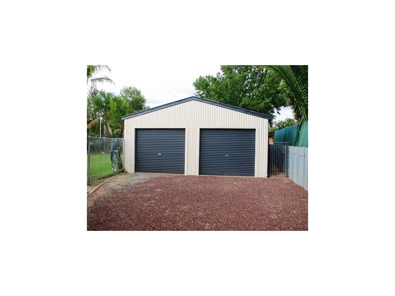 73 Elizabeth, Narrandera NSW 2700