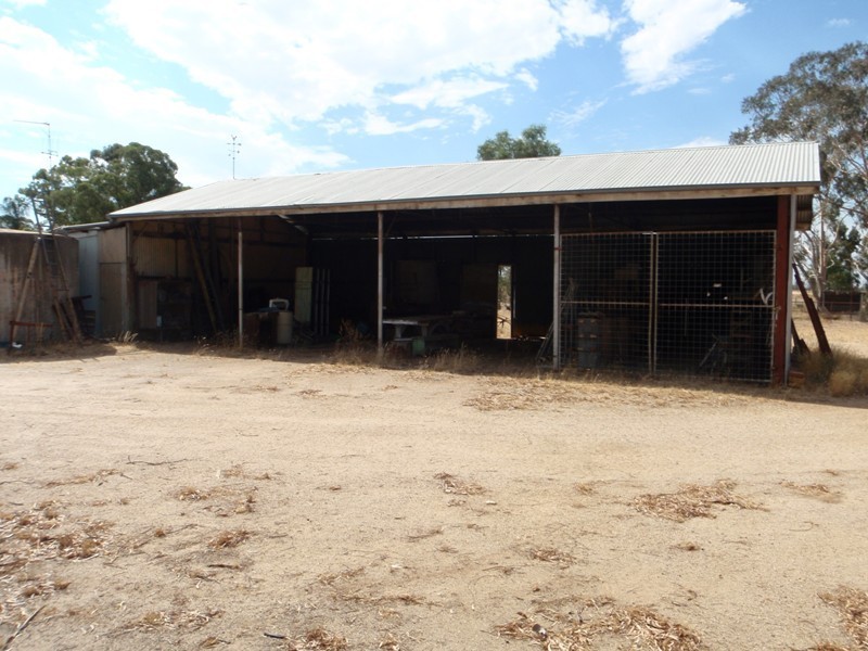 95 Woodstock Road, Berrigan NSW 2712