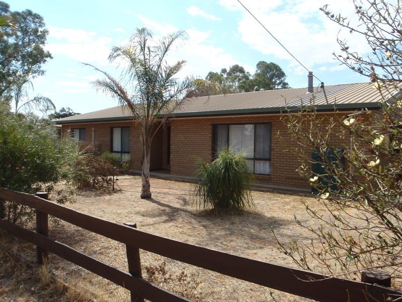 95 Woodstock Road, Berrigan NSW 2712