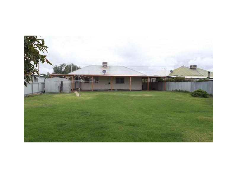 433 Cadell, Hay NSW 2711