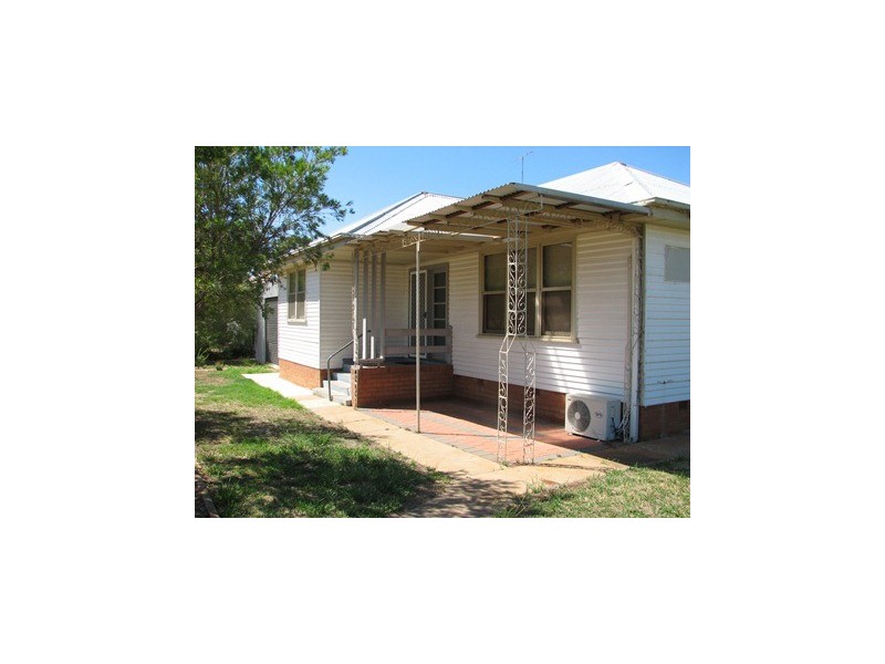4/A Whitton Street, Narrandera NSW 2700