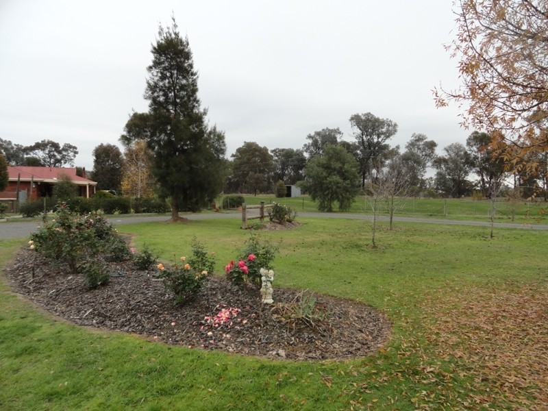 596 Chiltern-Barnawartha Road, Barnawartha VIC 3688