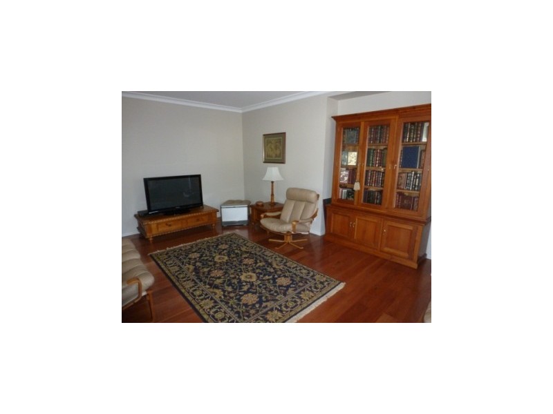 24 Pudman Street, Boorowa NSW 2586