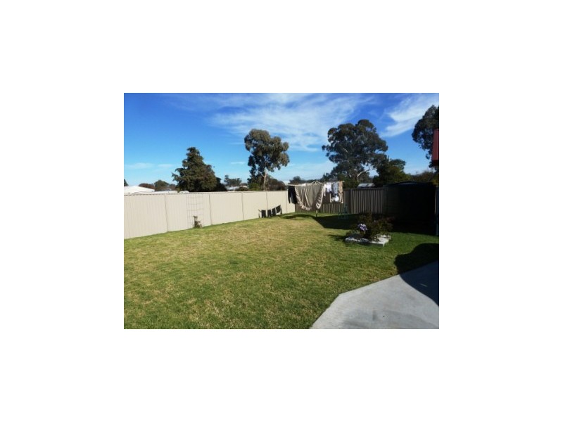 24 Pudman Street, Boorowa NSW 2586