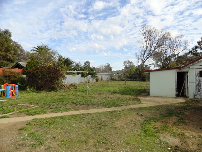 35 Commercial Street, Walla Walla NSW 2659