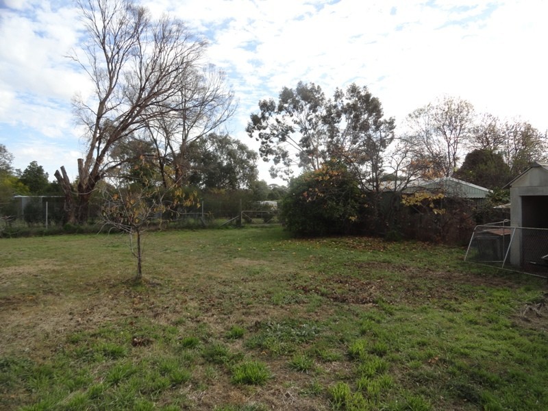 35 Commercial Street, Walla Walla NSW 2659