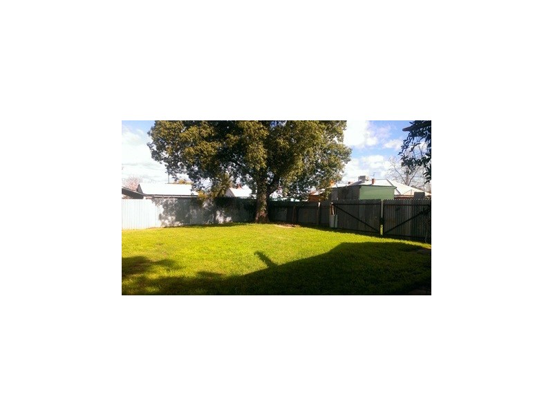 18 Arthur, Narrandera NSW 2700