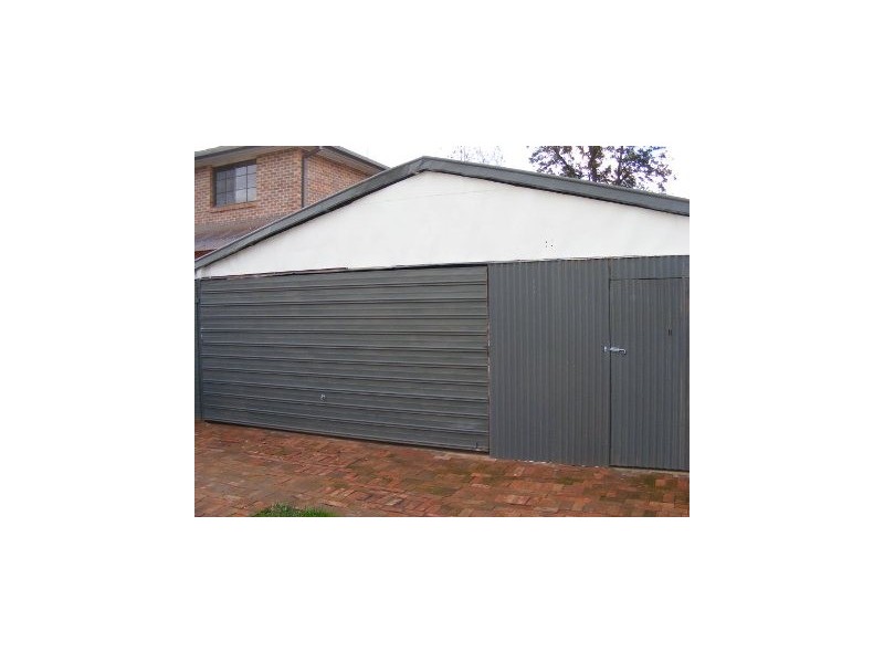 42 Charles, Narrandera NSW 2700
