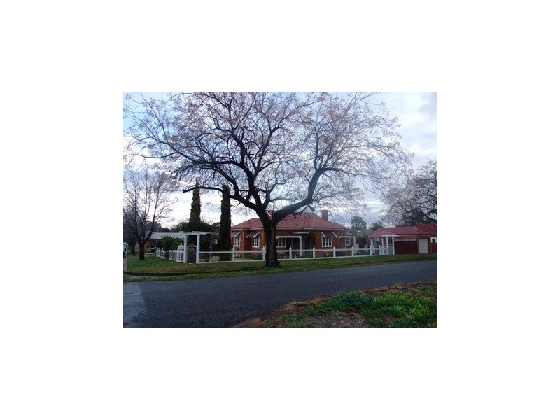 32 Jonsen, Narrandera NSW 2700