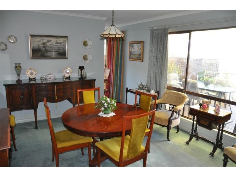 10 Bradney Street, Khancoban NSW 2642